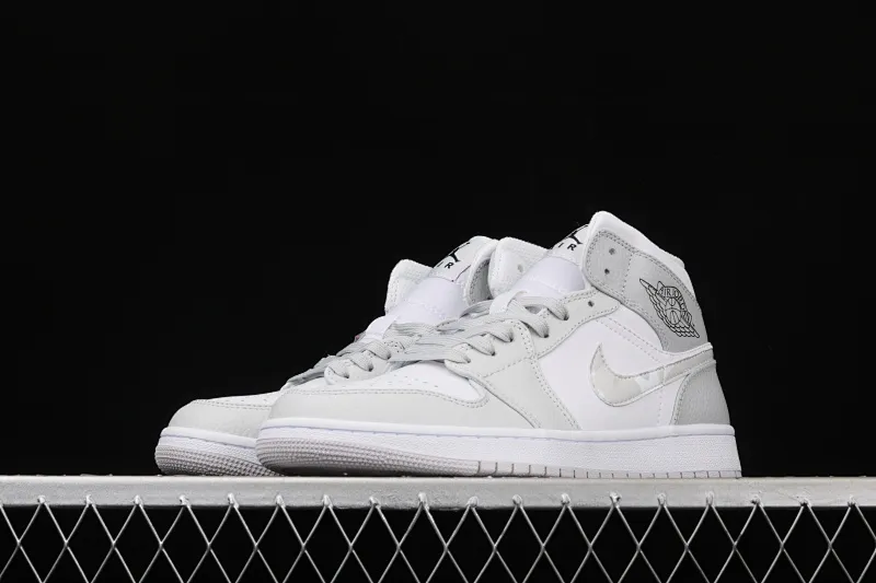 All categories Air Jordan Jordan series basketball shoes Air Jordan 1 Mid Air Jordan 1 Mid "White Camo" AJ1 Joe 1 Zhongbang white gray camouflage DC9035-100